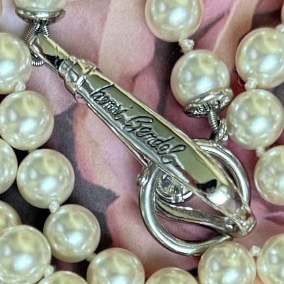 HENRI BENDEL Necklace Long 72" Warm White Glass Pearls Silver Rhinestone Clasp - Picture 2 of 7